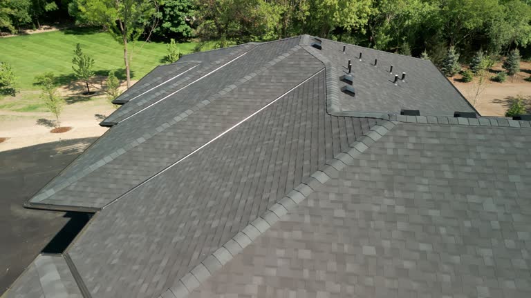 Best Roof Installation  in Union Grove, WI